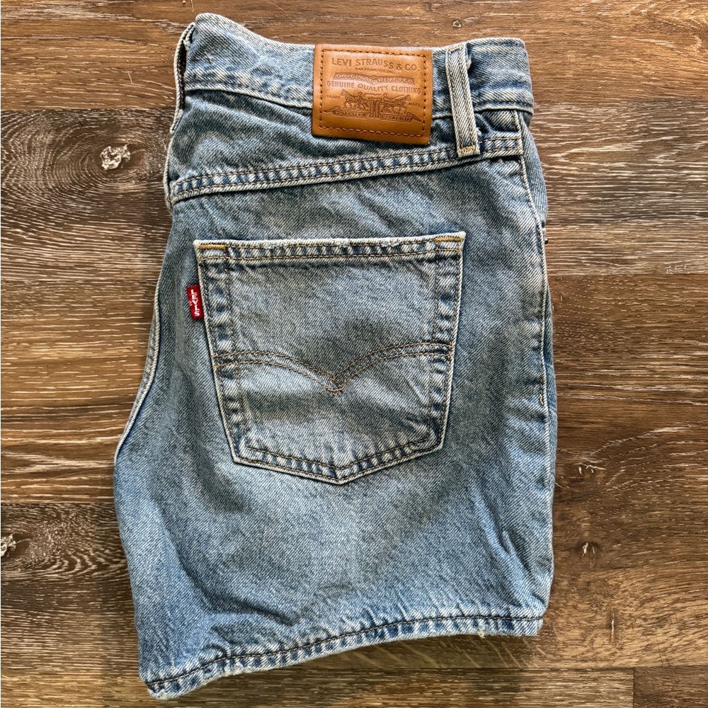 Levi's 80s Mom Shorts size 29 - Picture 3 of 3